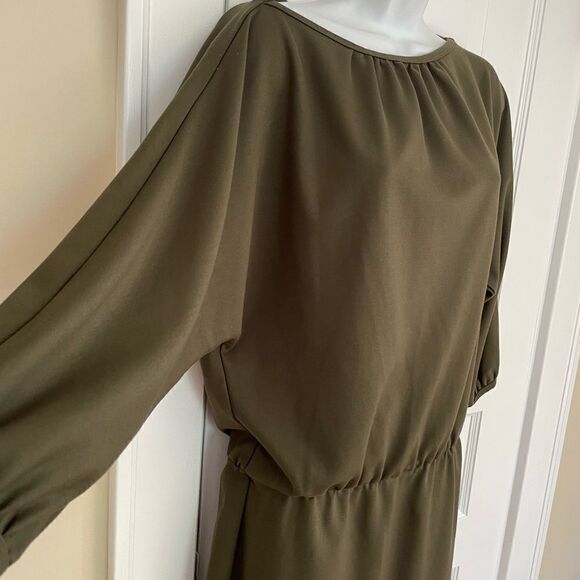Trina Turk Green Slouchy Dress - Picture 2 of 5